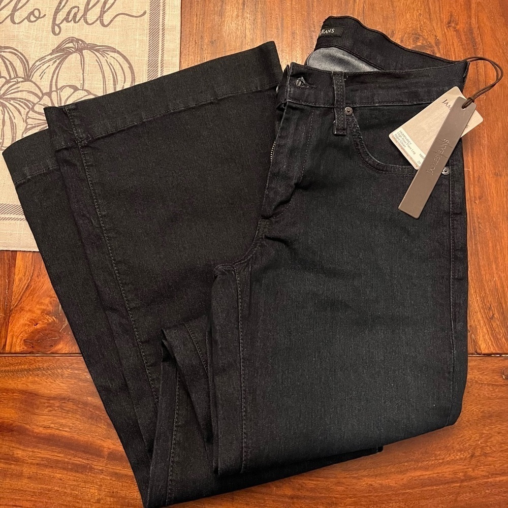 James Jeans women’s Humphrey